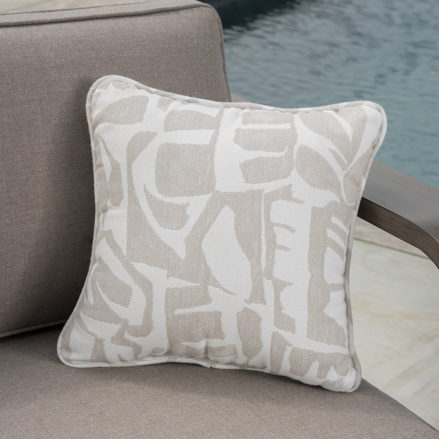 SunVilla Gibson 4-piece Outdoor Patio Seating Set