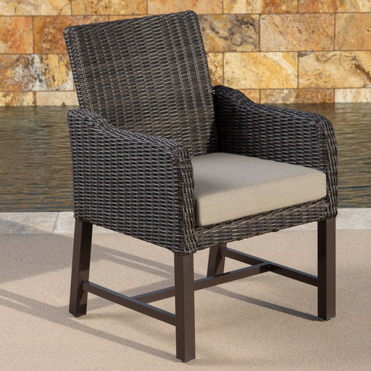Grand Leisure Brandemore 7-piece Outdoor Patio Dining Set