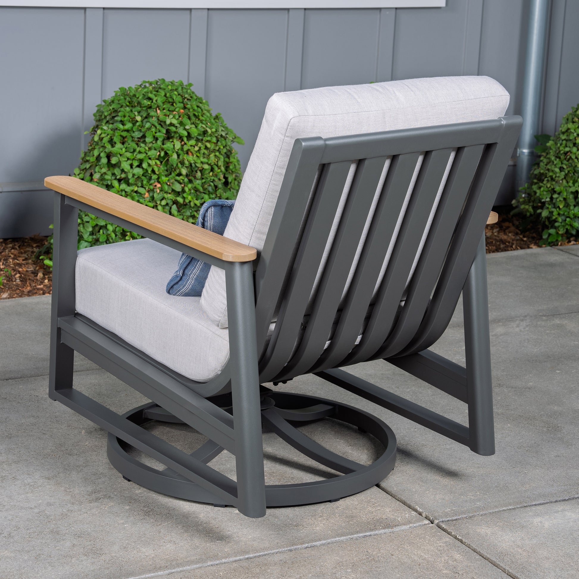 SunVilla Sara 5-piece Outdoor Patio Seating Set