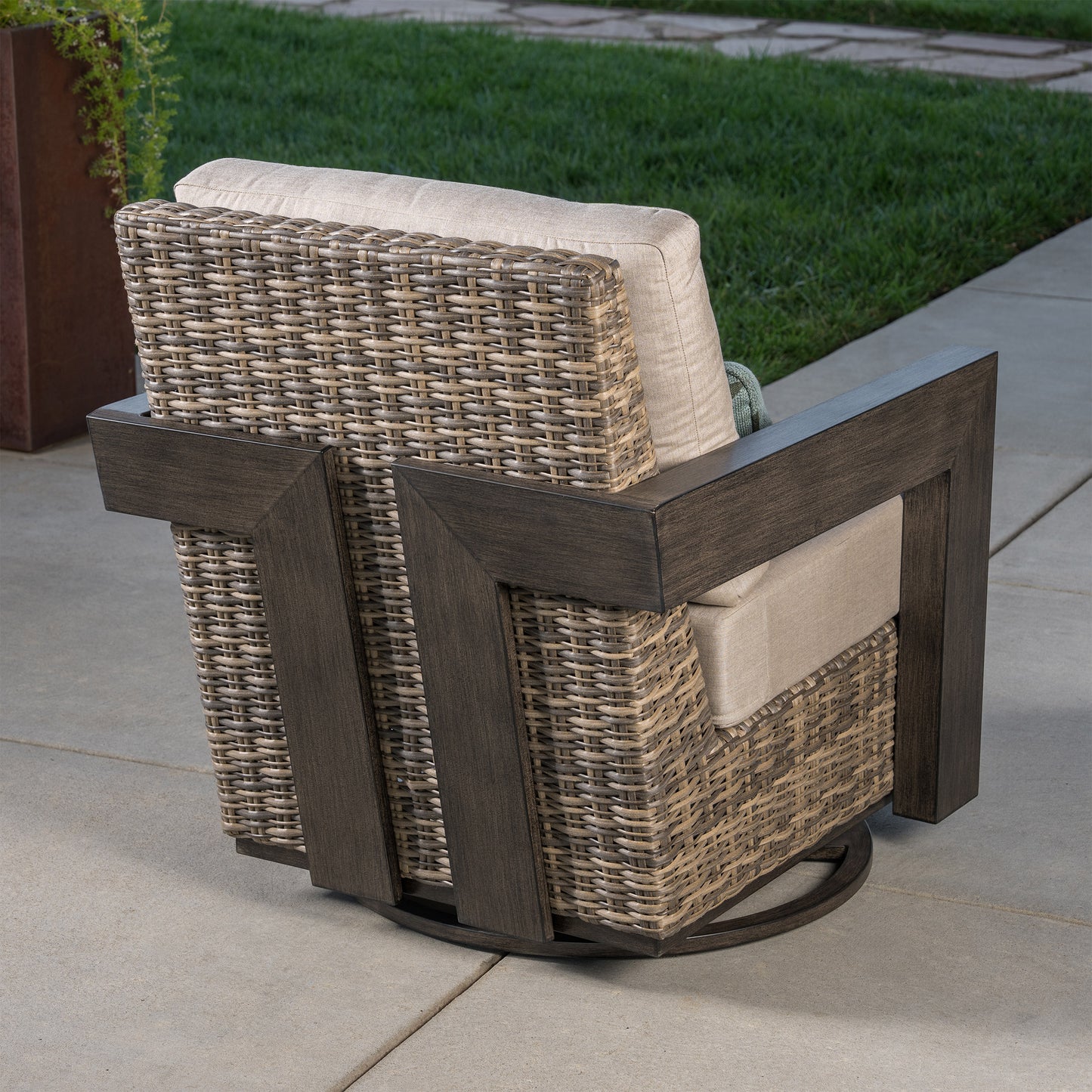 SunVilla Bernard 6-piece Outdoor Patio Seating Set