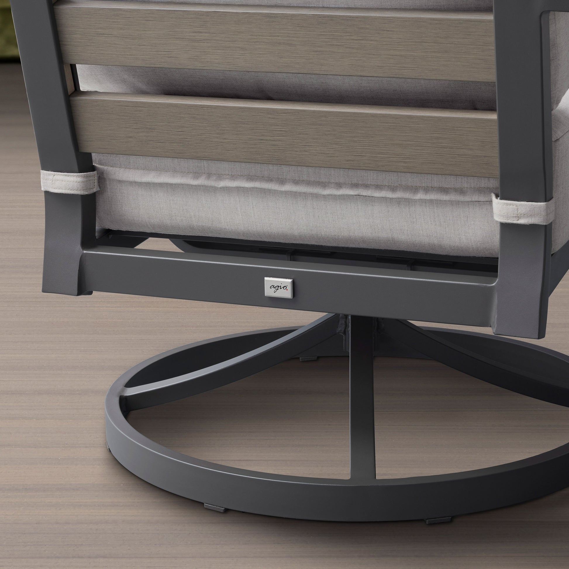 Agio Nicolet 4-piece Outdoor Patio Seating Set