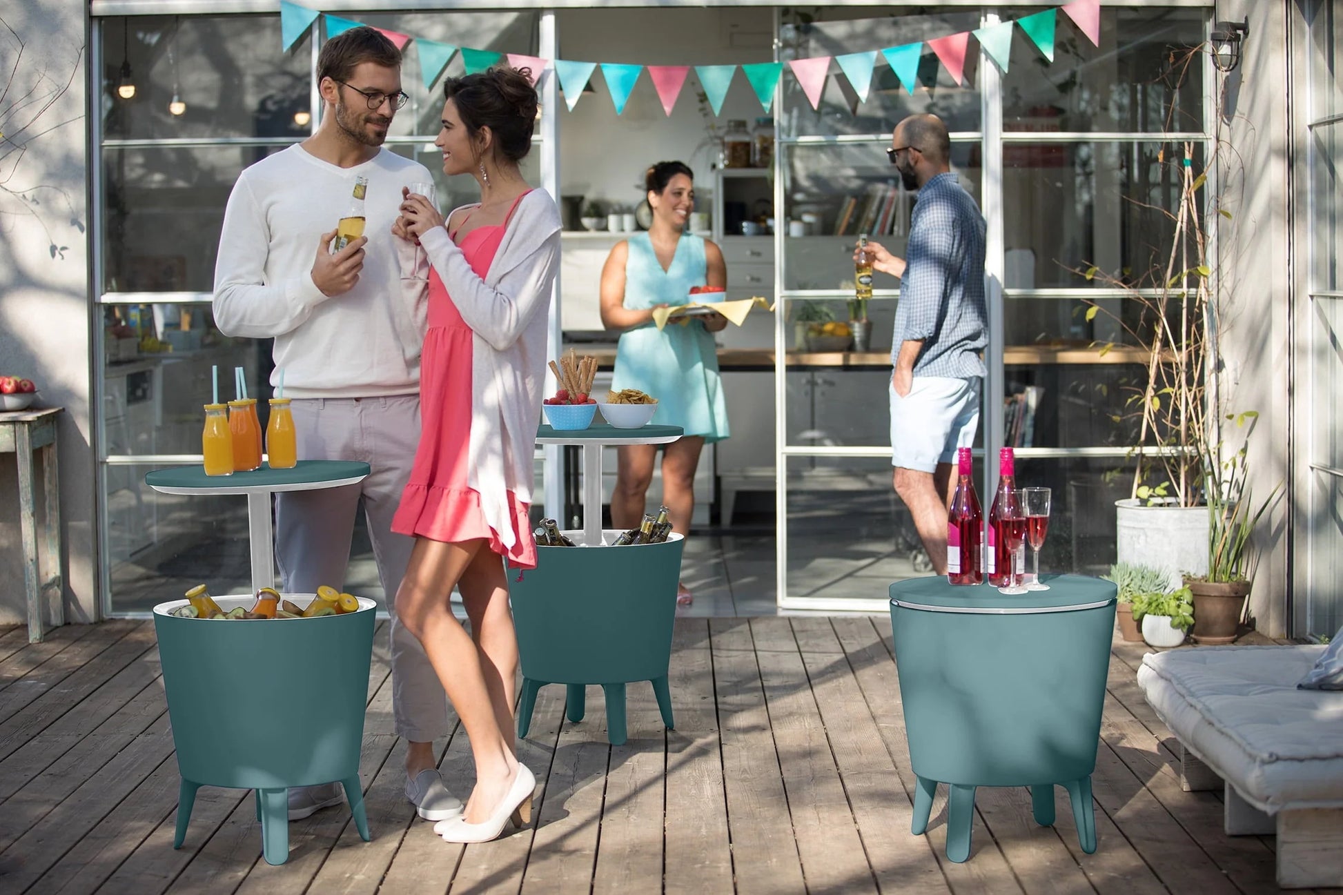 Keter Modern Cool Bar and Side Table, Outdoor Patio Furniture with 7.5 Gallon Beer and Wine Cooler, Teal