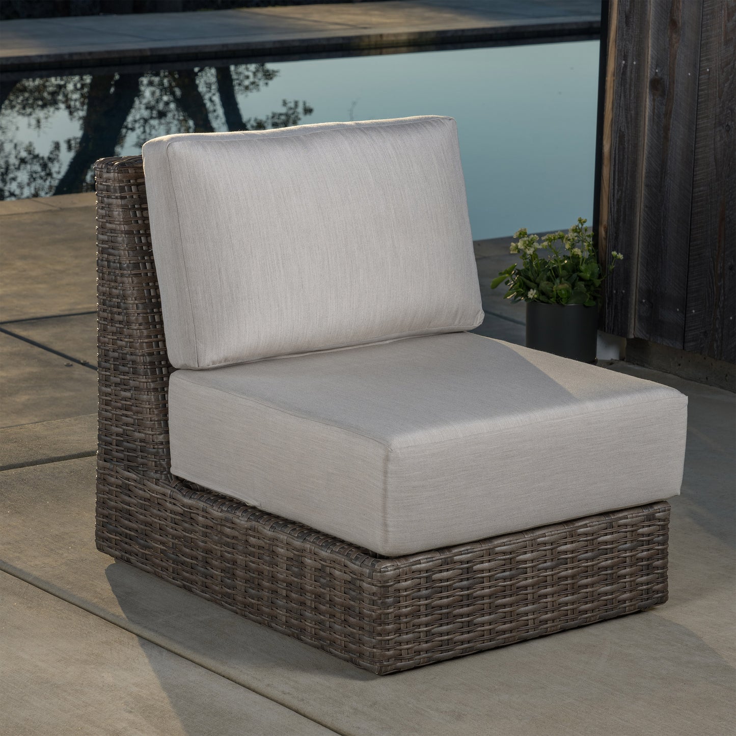 SunVilla Theo 6-piece Fire Modular Outdoor Patio Sectional Set