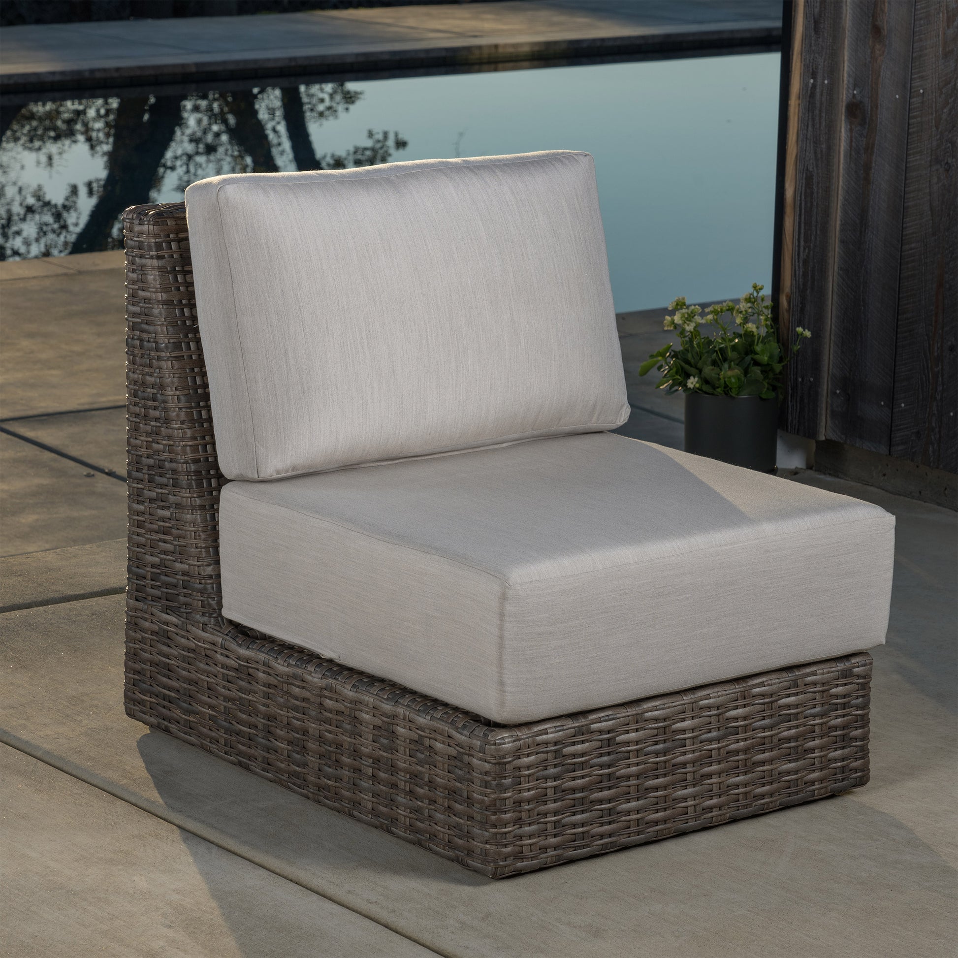 SunVilla Theo 6-piece Fire Modular Outdoor Patio Sectional Set