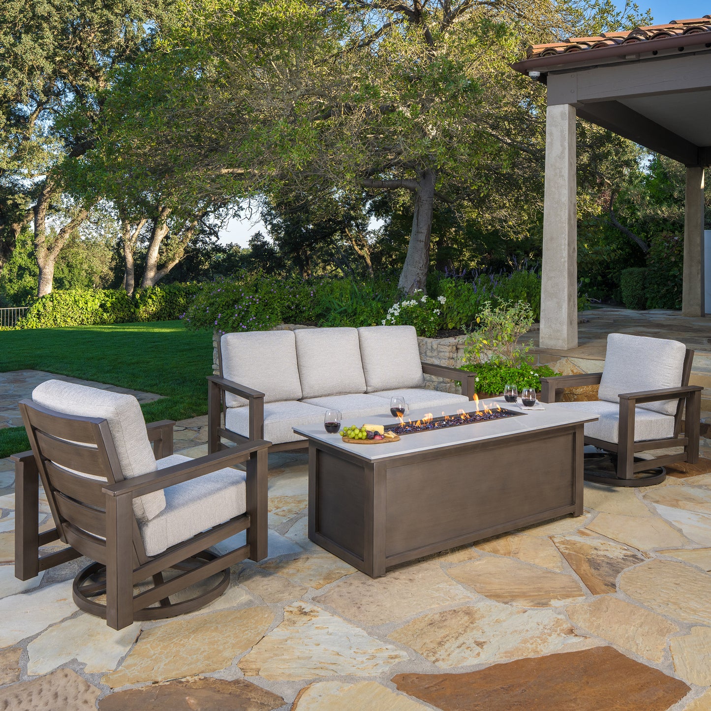 SunVilla Royce 4-piece Fire Outdoor Patio Seating Set