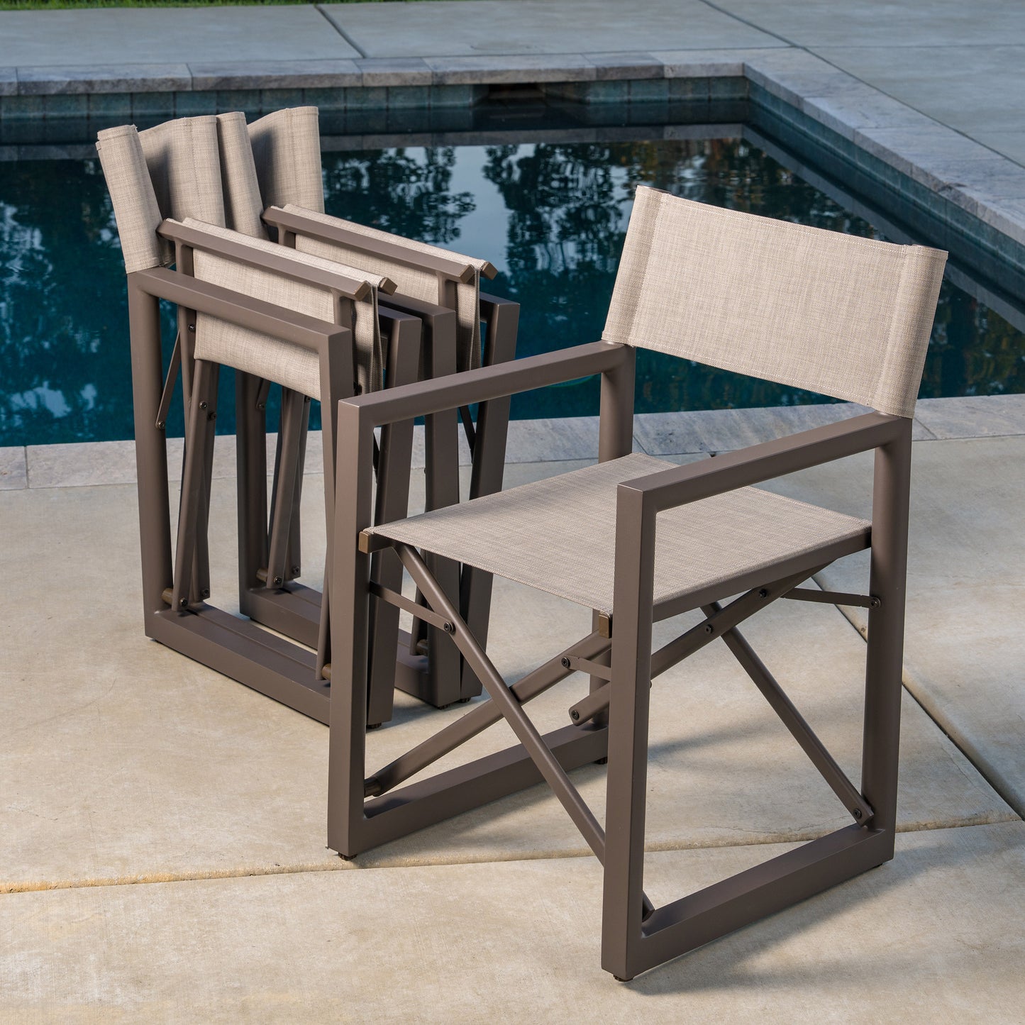 SunVilla Anchor 9-piece Outdoor Patio Dining Set with Folding Chairs