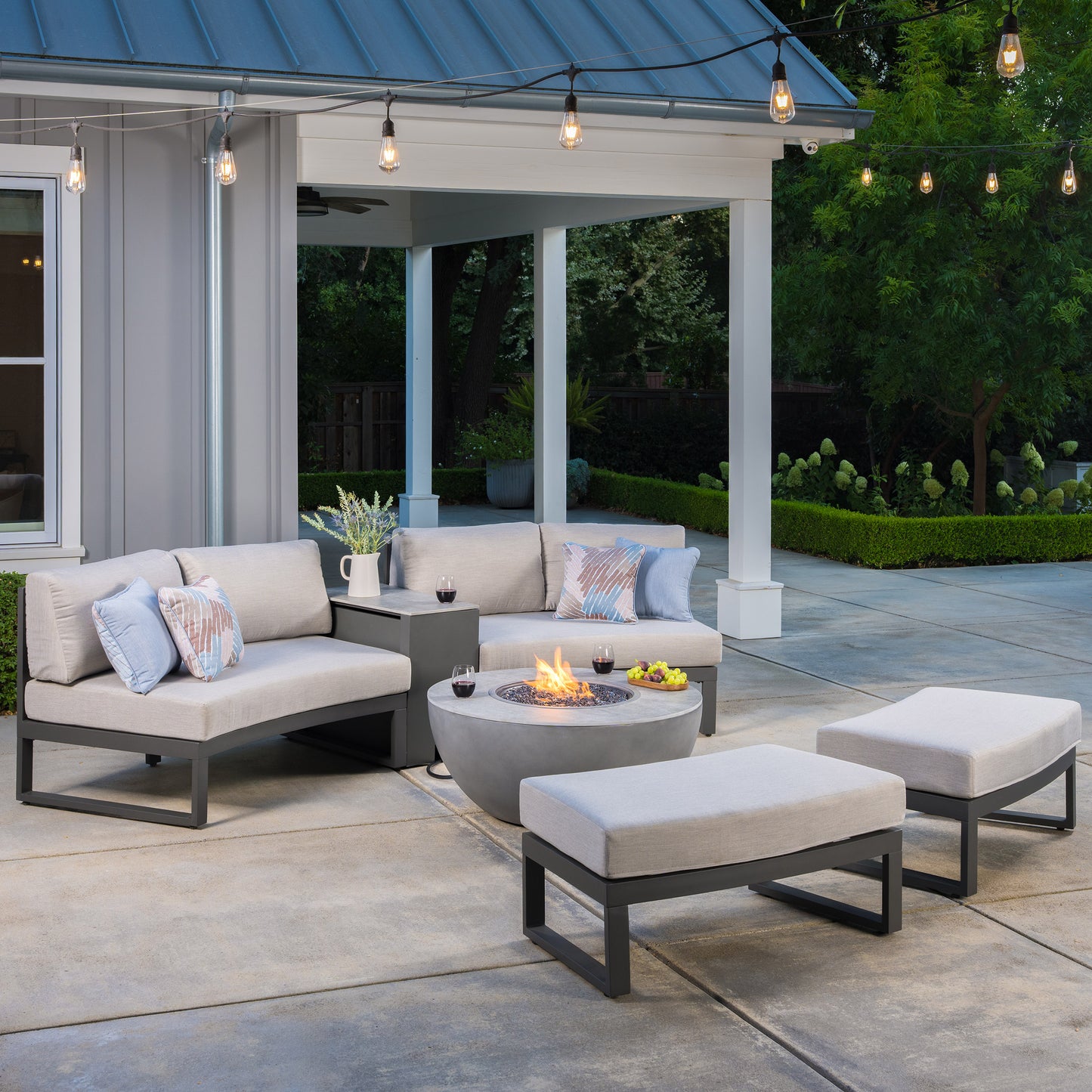 SunVilla Brooklyn 6-piece Fire Outdoor Patio Sectional Seating Set