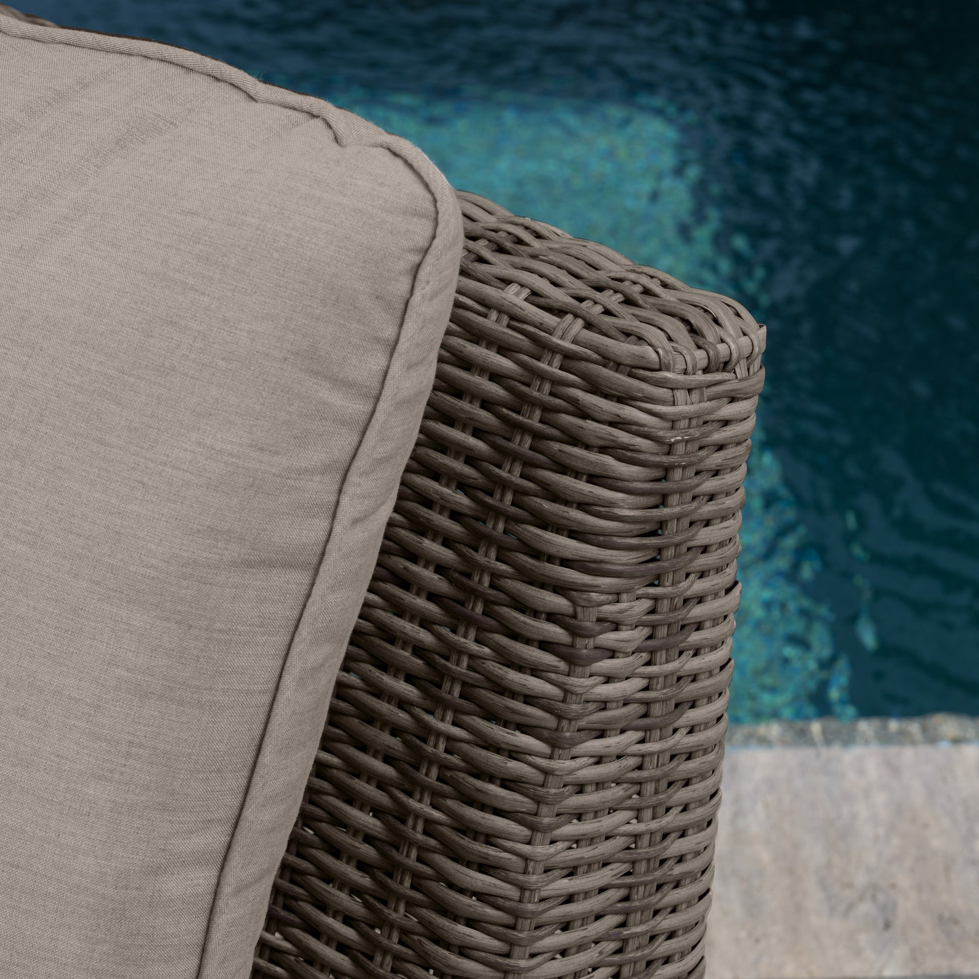 SunVilla Swann Modular Outdoor Patio Chair, 2-pack