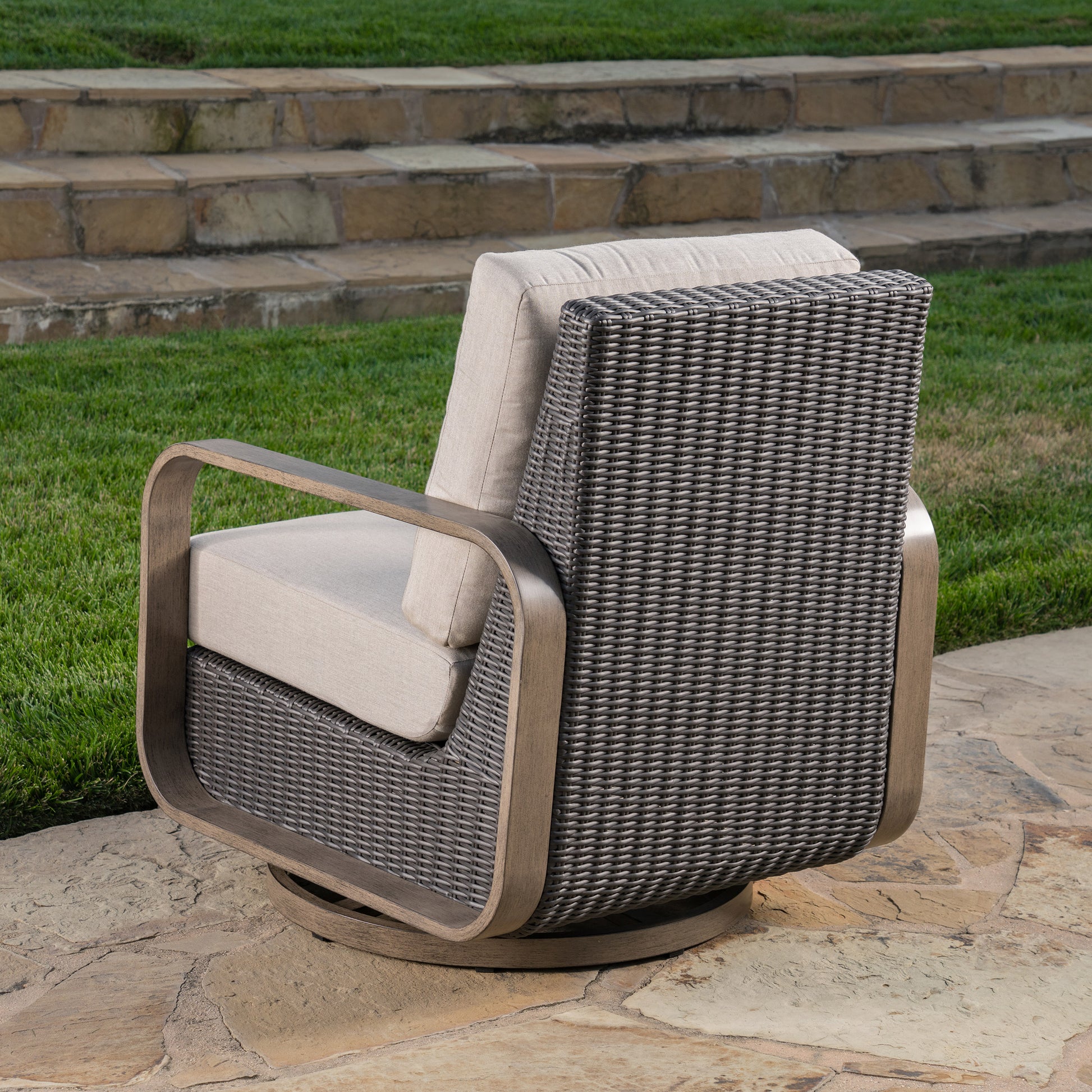 SunVilla Violet 4-piece Outdoor Patio Seating Set