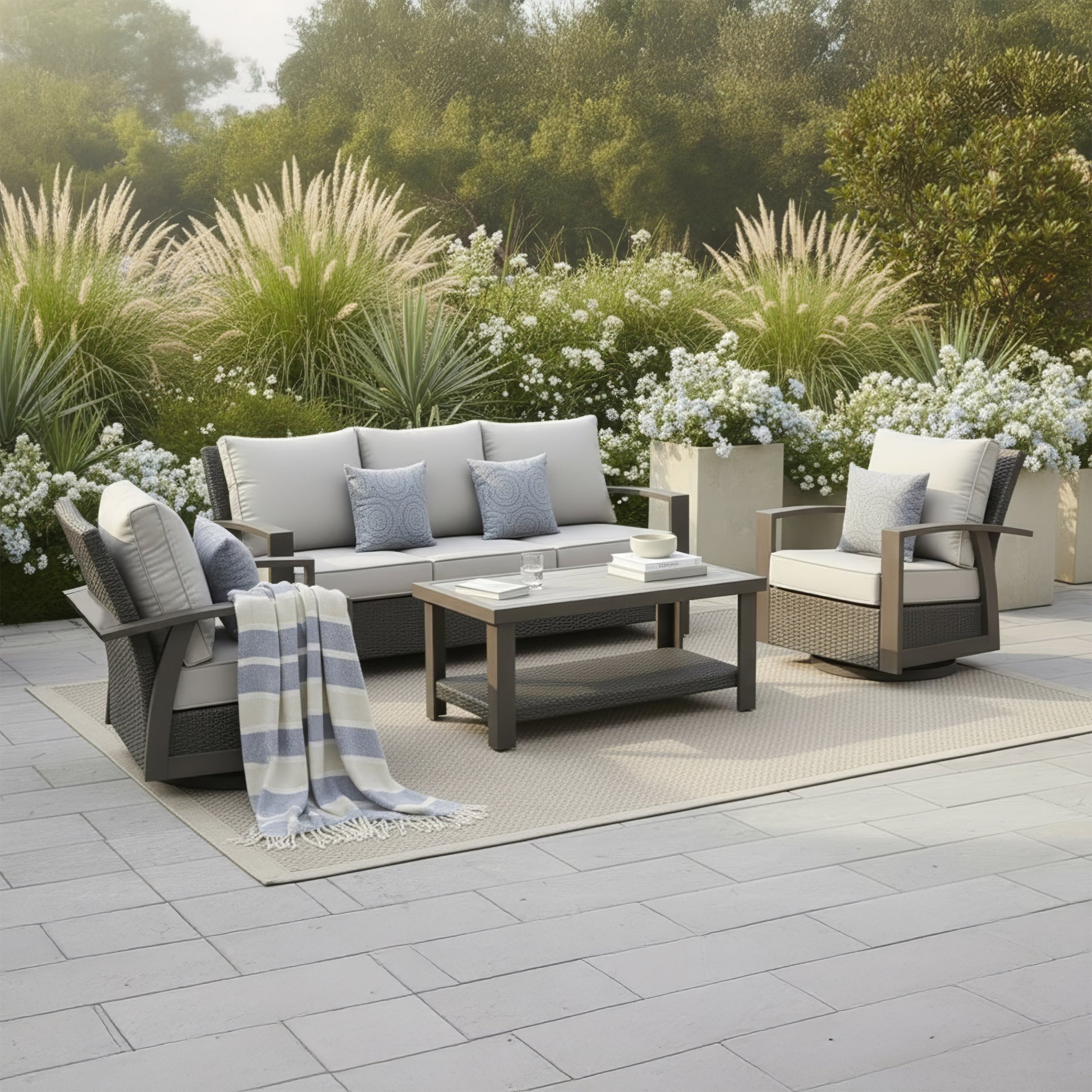 Grand Leisure Montigo 4-piece Outdoor Patio Seating Set