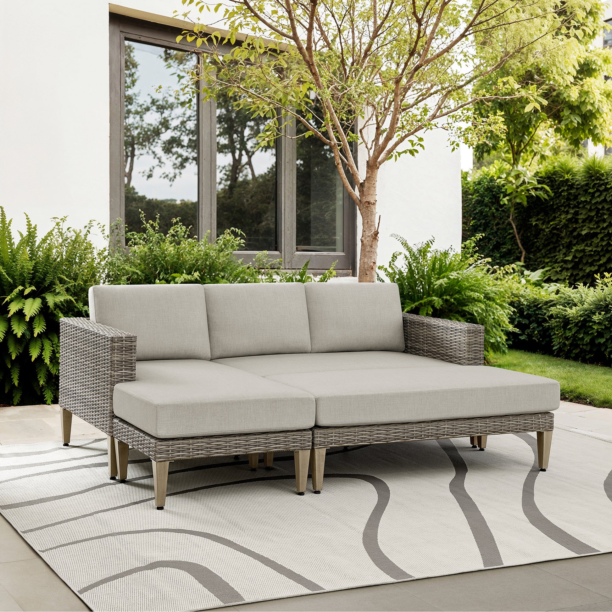 Thomasville Mira 3-piece Outdoor Patio Reversible Sectional