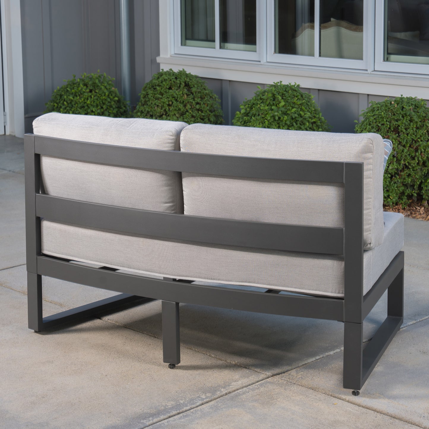 SunVilla Brooklyn 6-piece Fire Outdoor Patio Sectional Seating Set