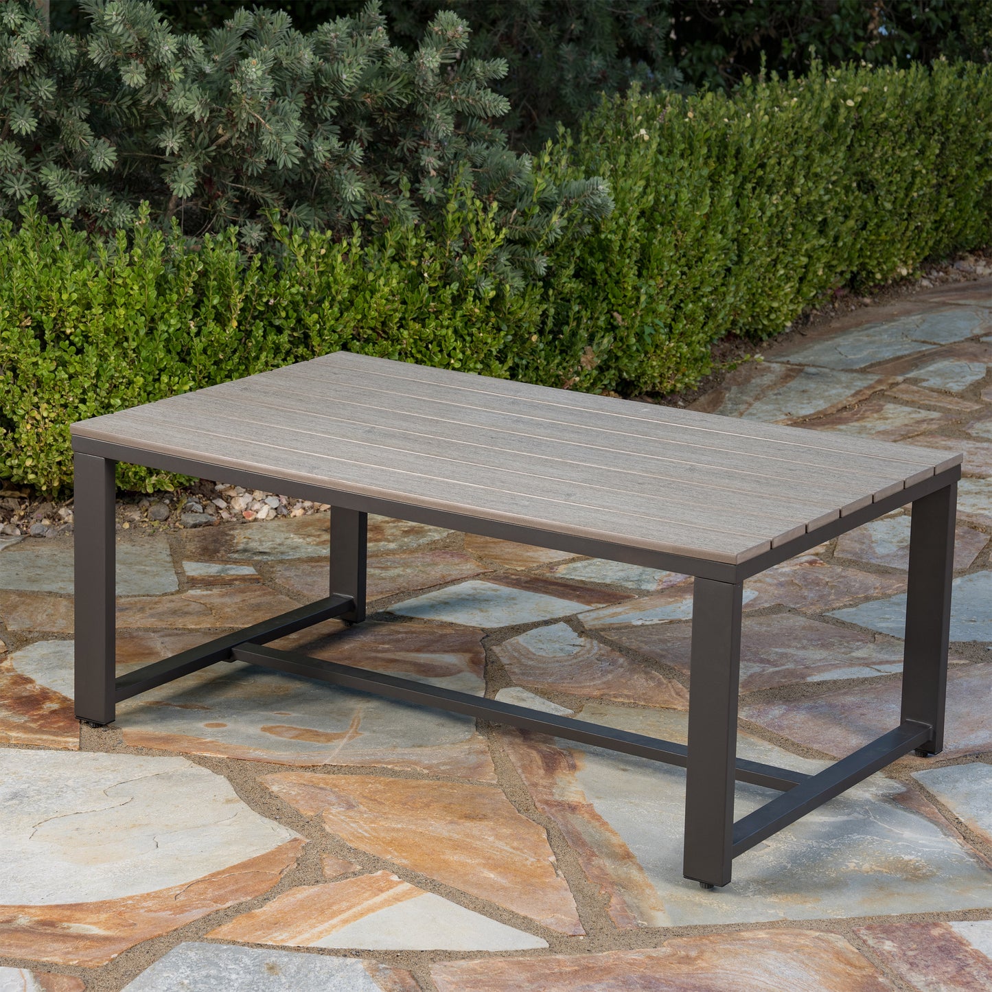 SunVilla Helio 4-piece Outdoor Patio Seating Set