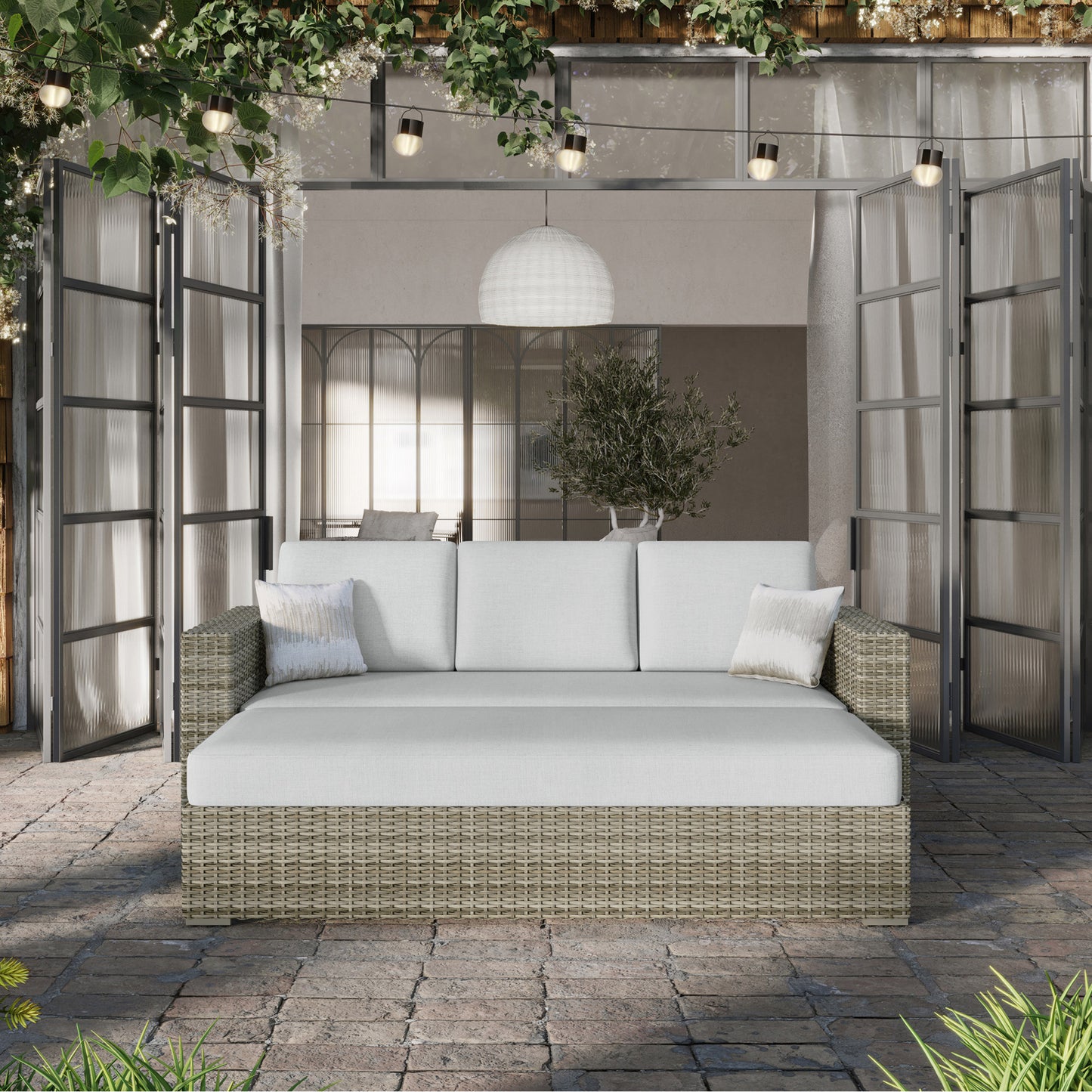Thomasville Dillard Convertible Outdoor Patio Sofa Set