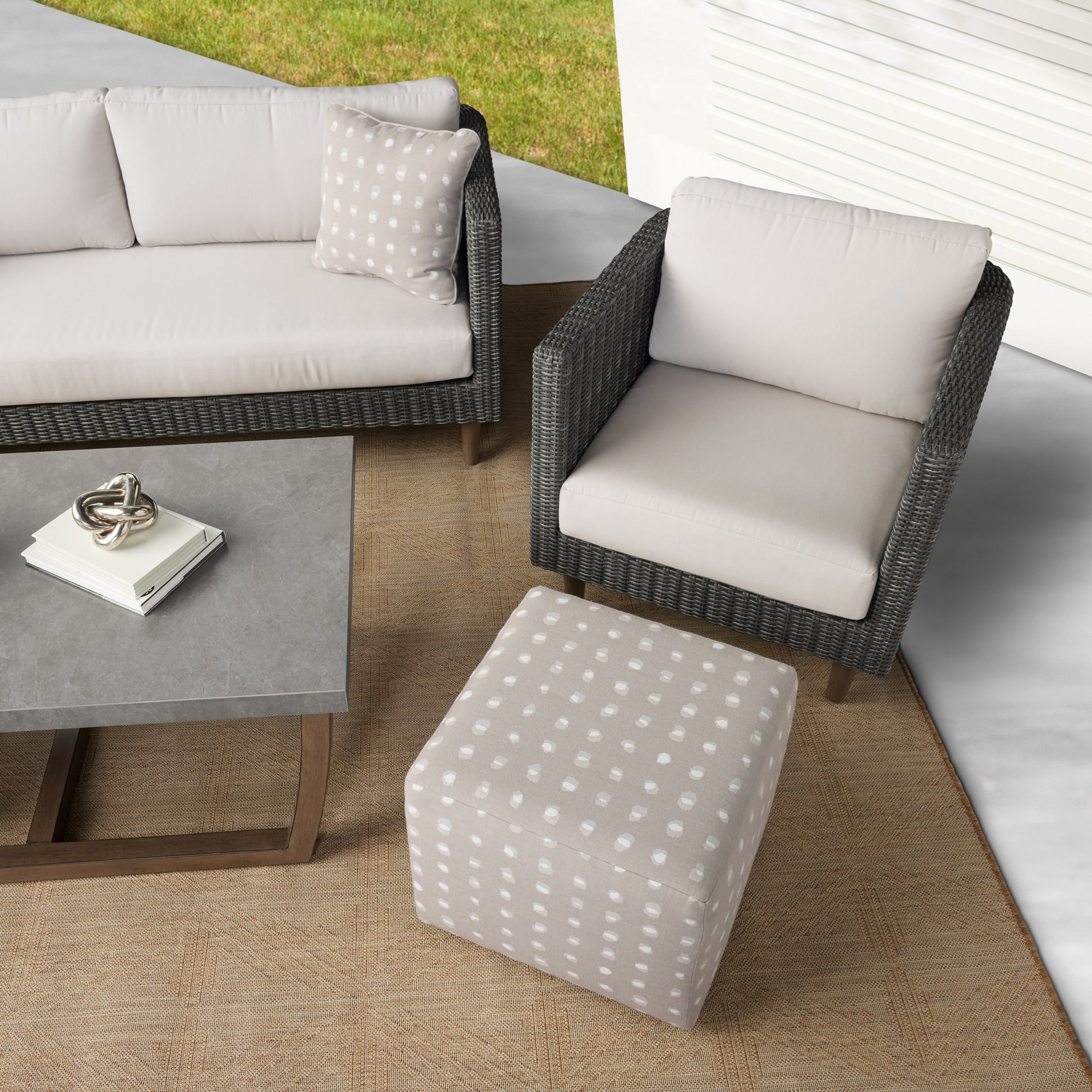 Agio Volos 6-piece Woven Outdoor Patio Seating Set