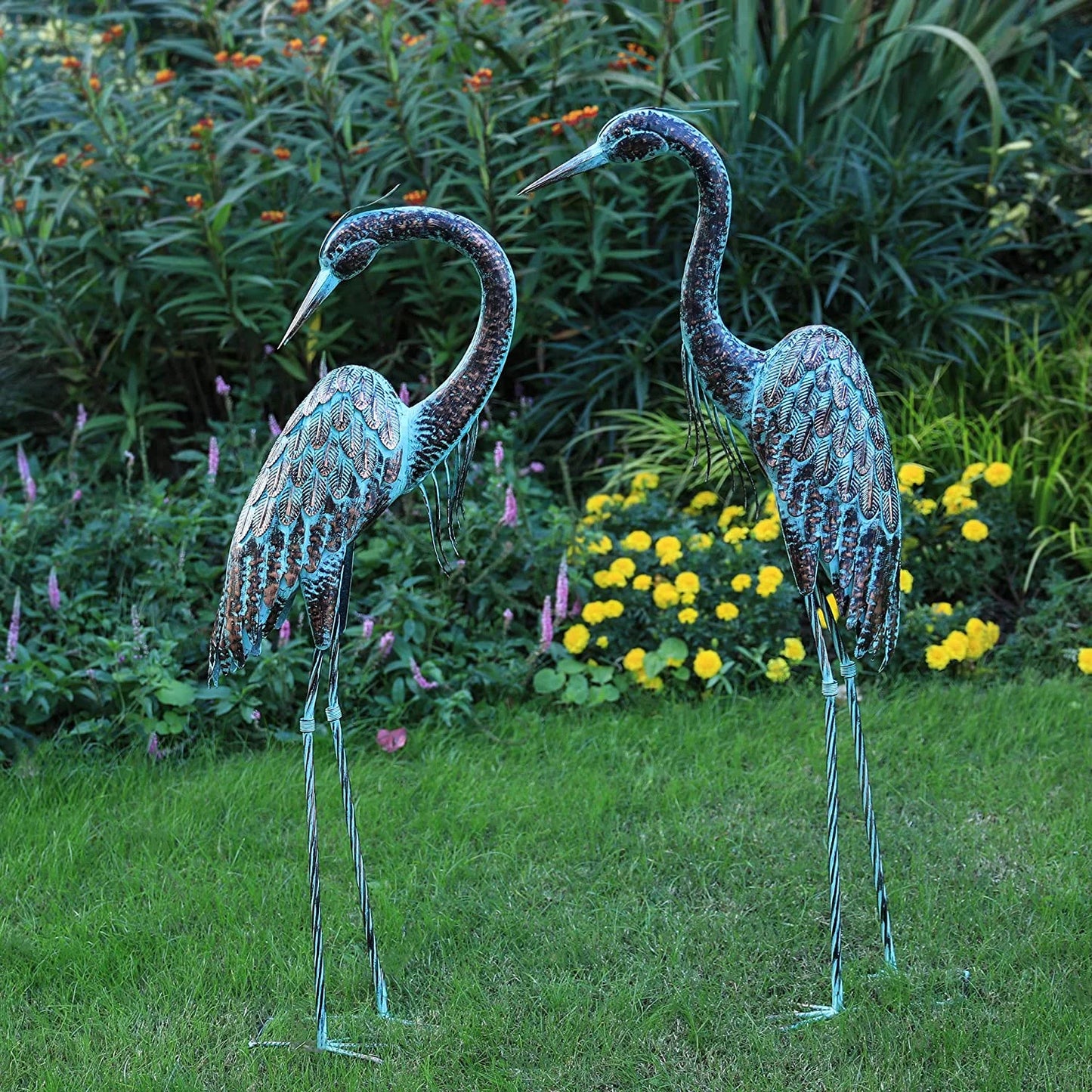 Garden Crane Statues, Standing Metal Patina Heron Decoy Outdoor Statue, 42-46 Inch Bird Yard Art for Patio Lawn Pond, Set of 2