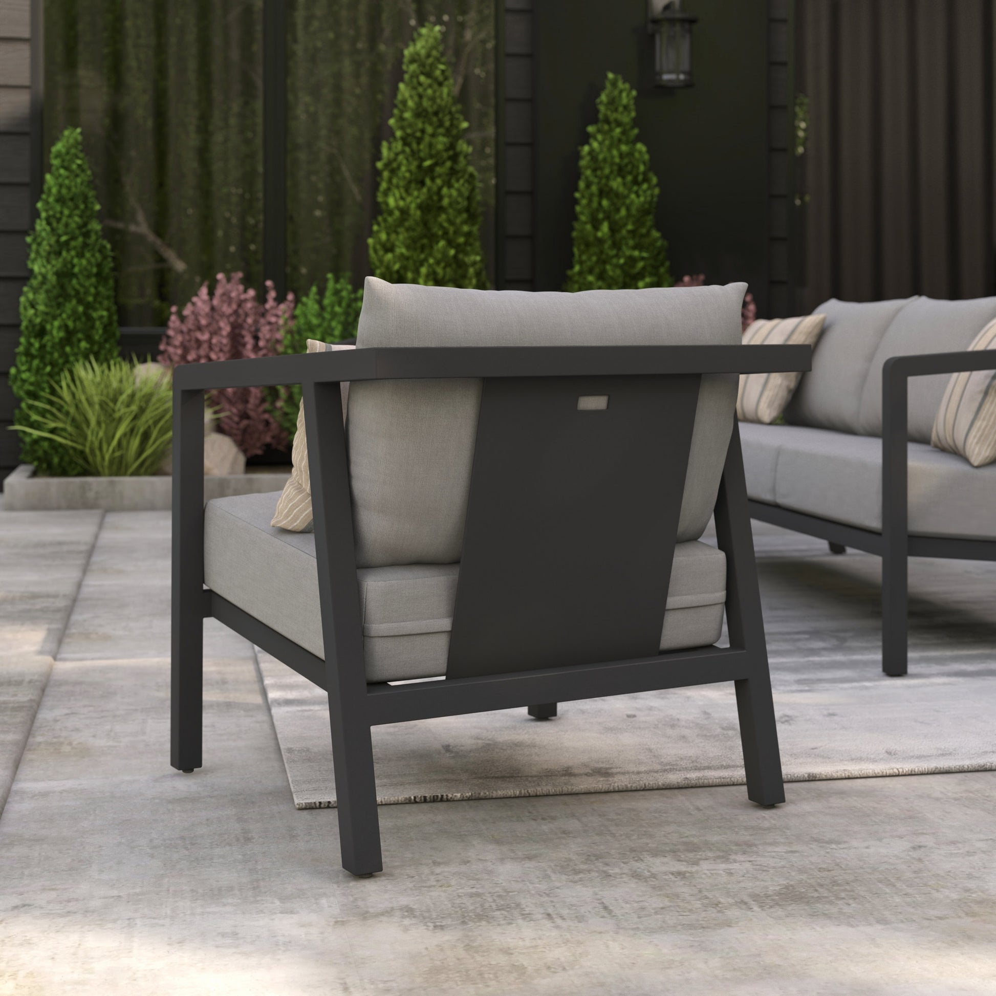 Biati 4-piece Outdoor Patio Seating Set