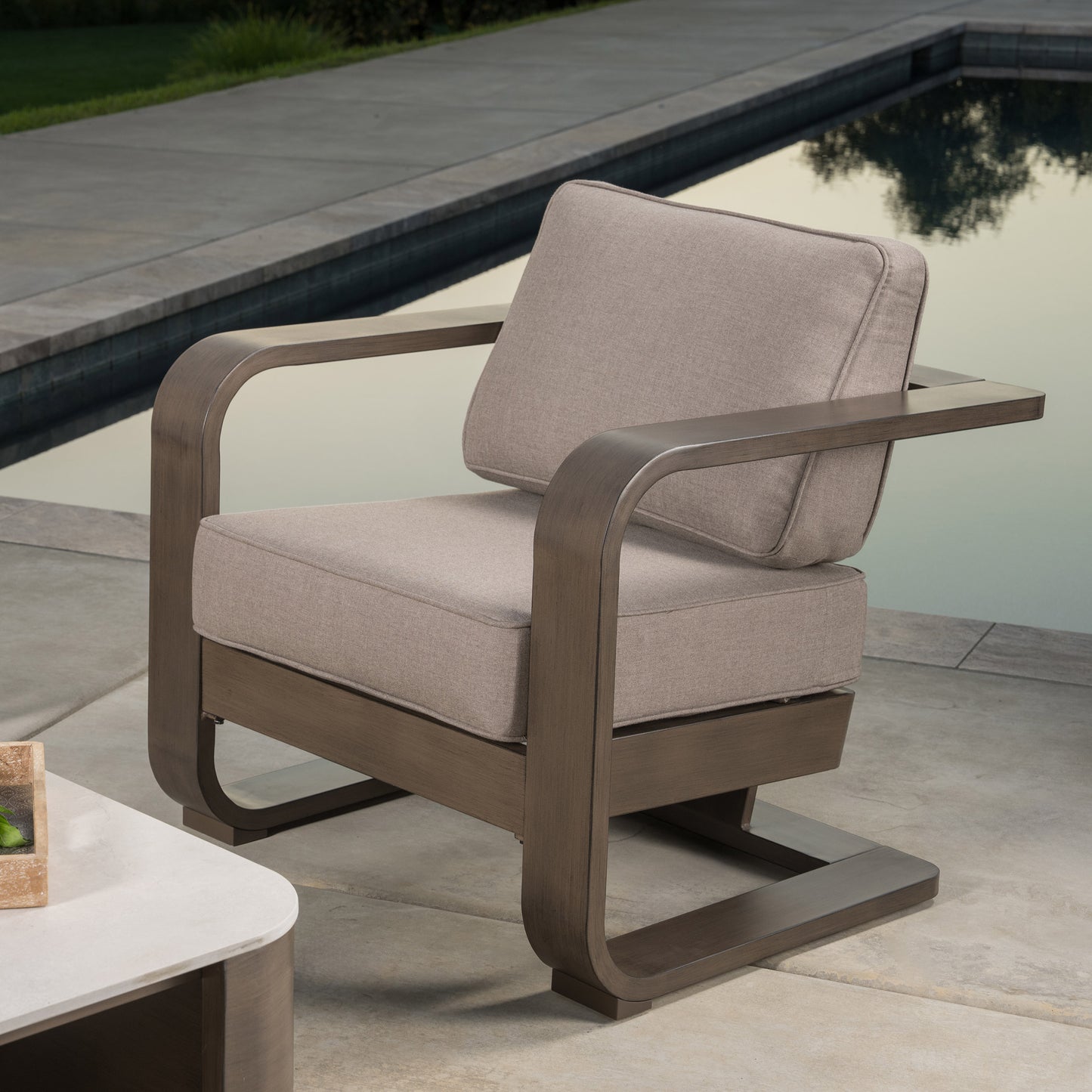 SunVilla Gibson 4-piece Outdoor Patio Seating Set