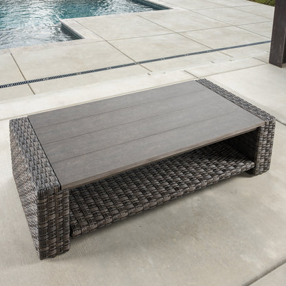 SunVilla Acadia XL 4-piece Outdoor Patio Seating Set