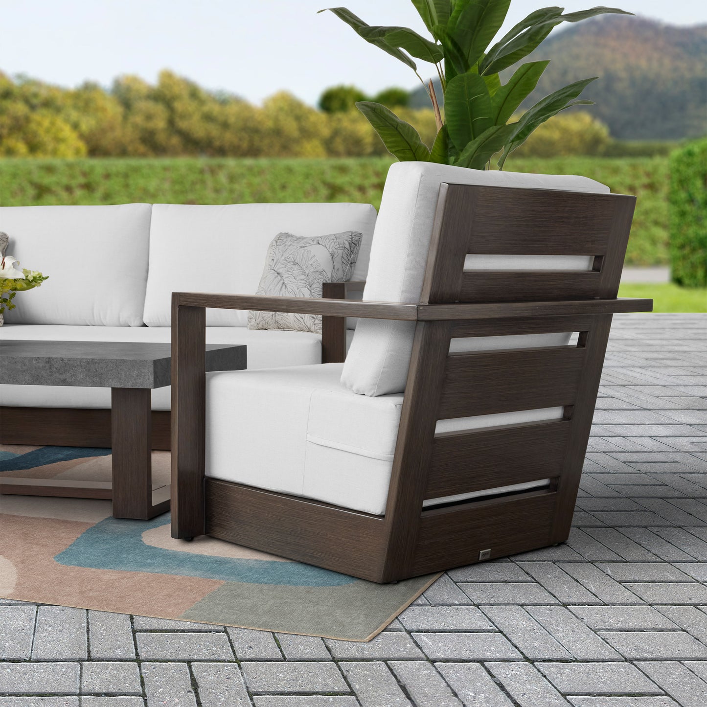 Agio Bentley 4-piece Outdoor Patio Seating Set