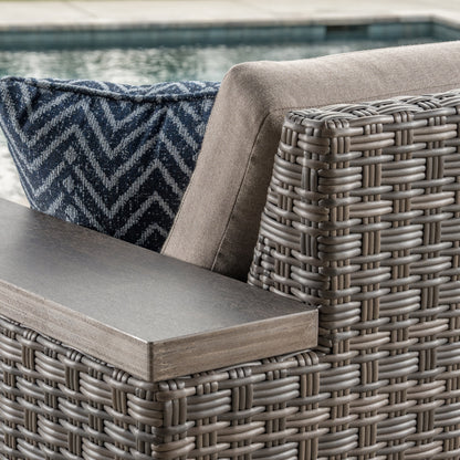 SunVilla Acadia XL 4-piece Outdoor Patio Seating Set