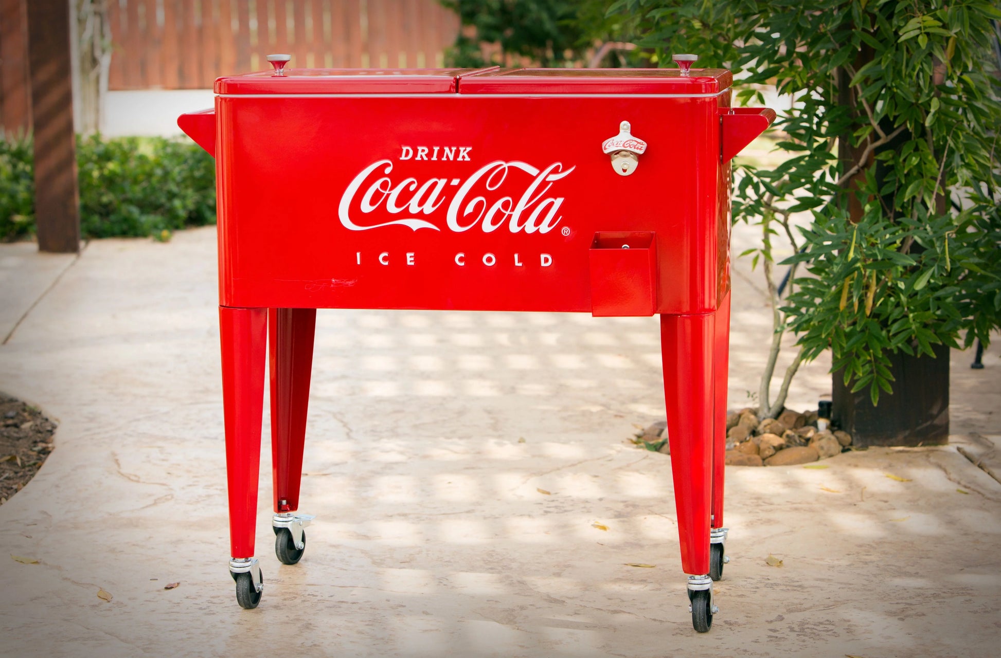 Leigh Country CP 98121 Coca-Cola Metal 80 Qt. Outdoor Patio Cooler - Red