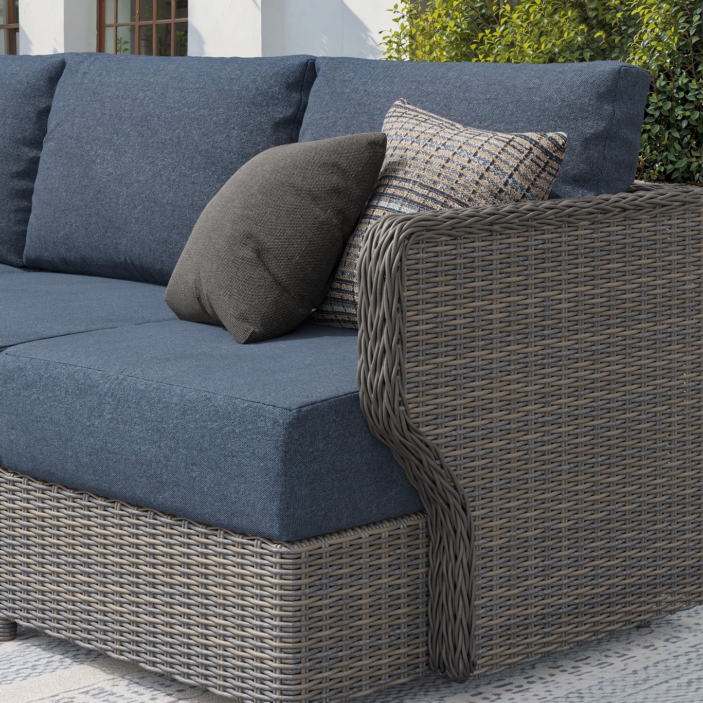 Sirio Richmond 8-piece Outdoor Patio Seating Set