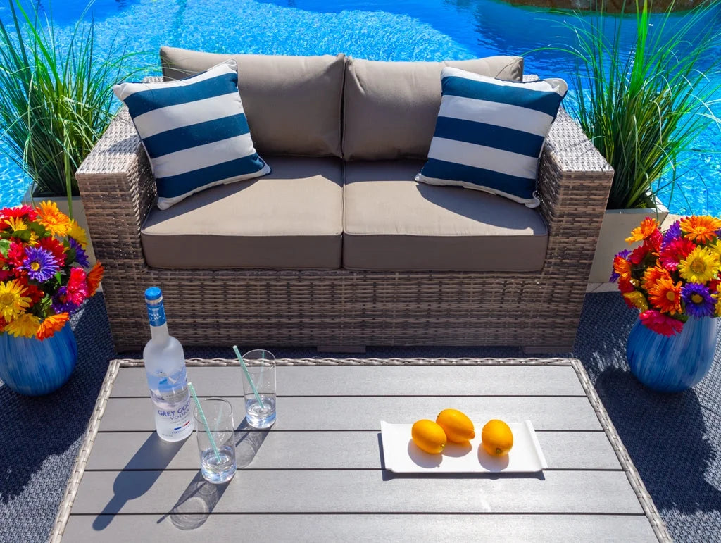 Sorrento 6-Piece M Resin Wicker Outdoor Patio Furniture Lounge Sofa Set in Gray w/Loveseat, Two Armchairs, Two Ottomans, and Coffee Table (Flat-Weave Gray Wicker, Polyester Light Gray)