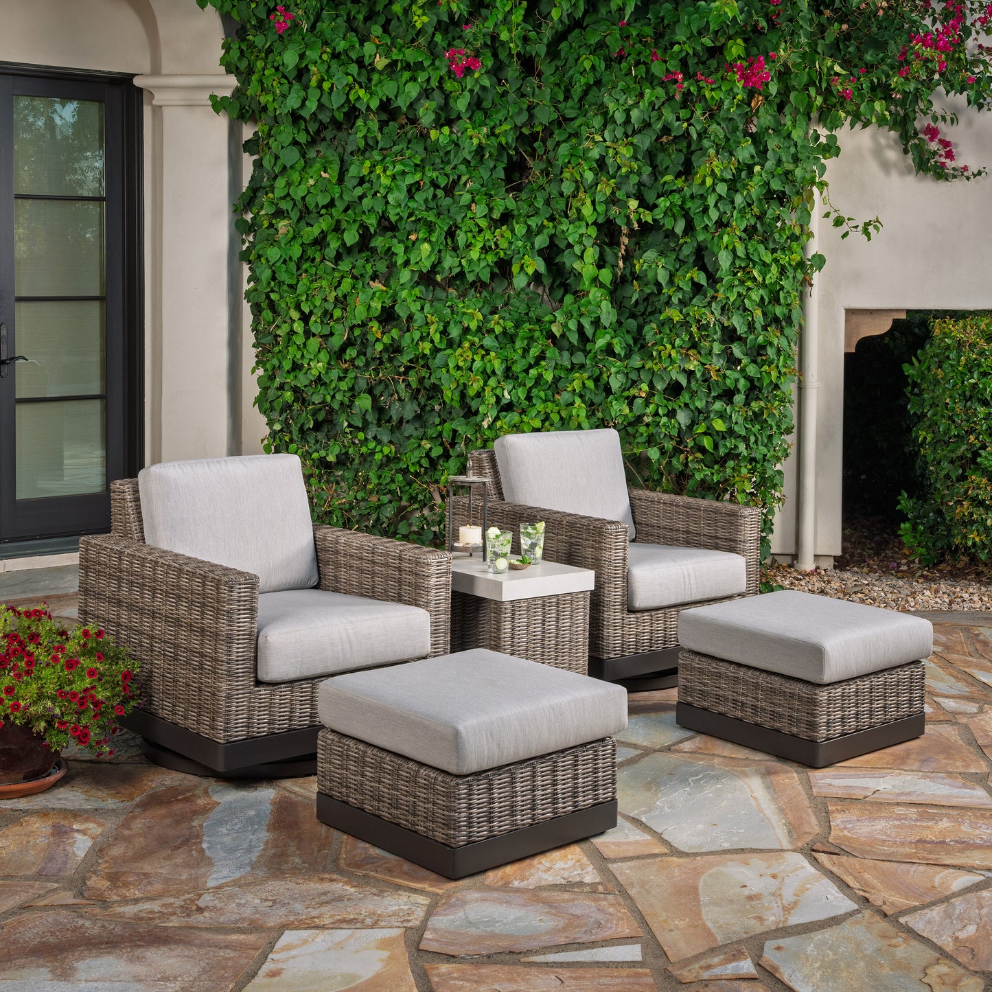 SunVilla Knox 5-piece Outdoor Patio Seating Set