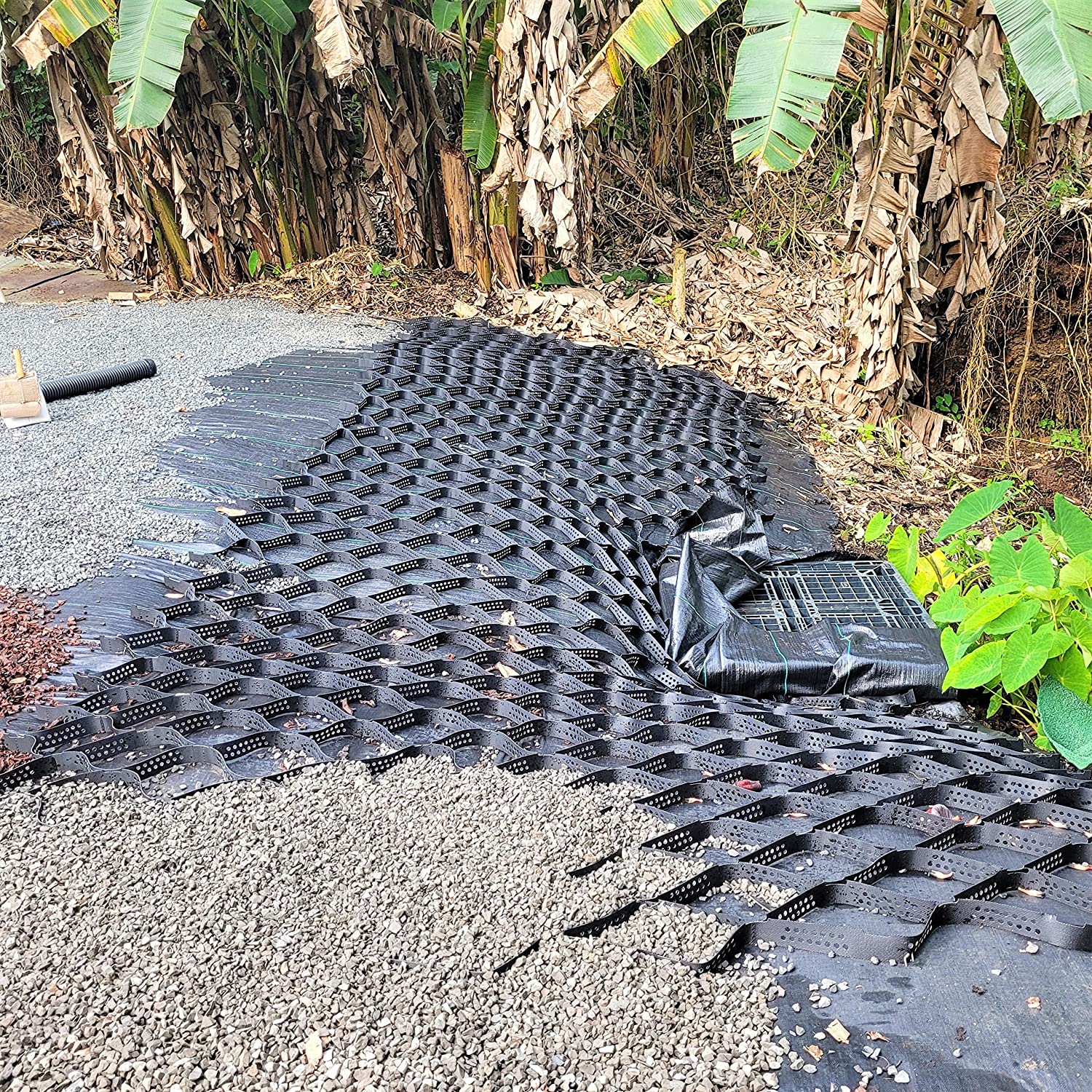 Geocell 2inch Tall Gravel Stabilizing Grid Panels 230sf per Panel - Made in USA - Paver and Flagstone Base, Patios, Walkways, Trails, Landscaping, Shed Foundations - 1885lbs per SF Strength