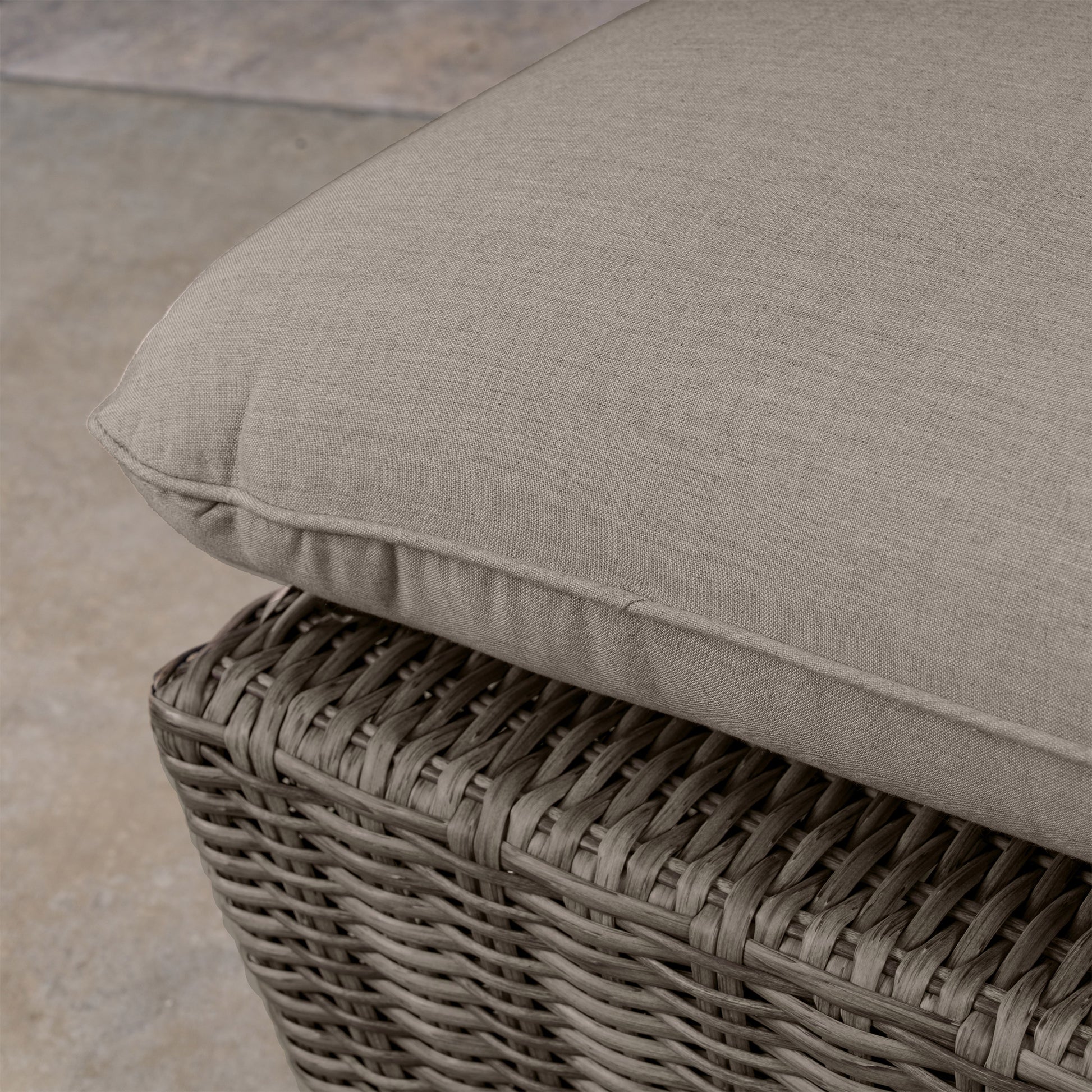 SunVilla Swann Modular Outdoor Patio Table and Ottoman