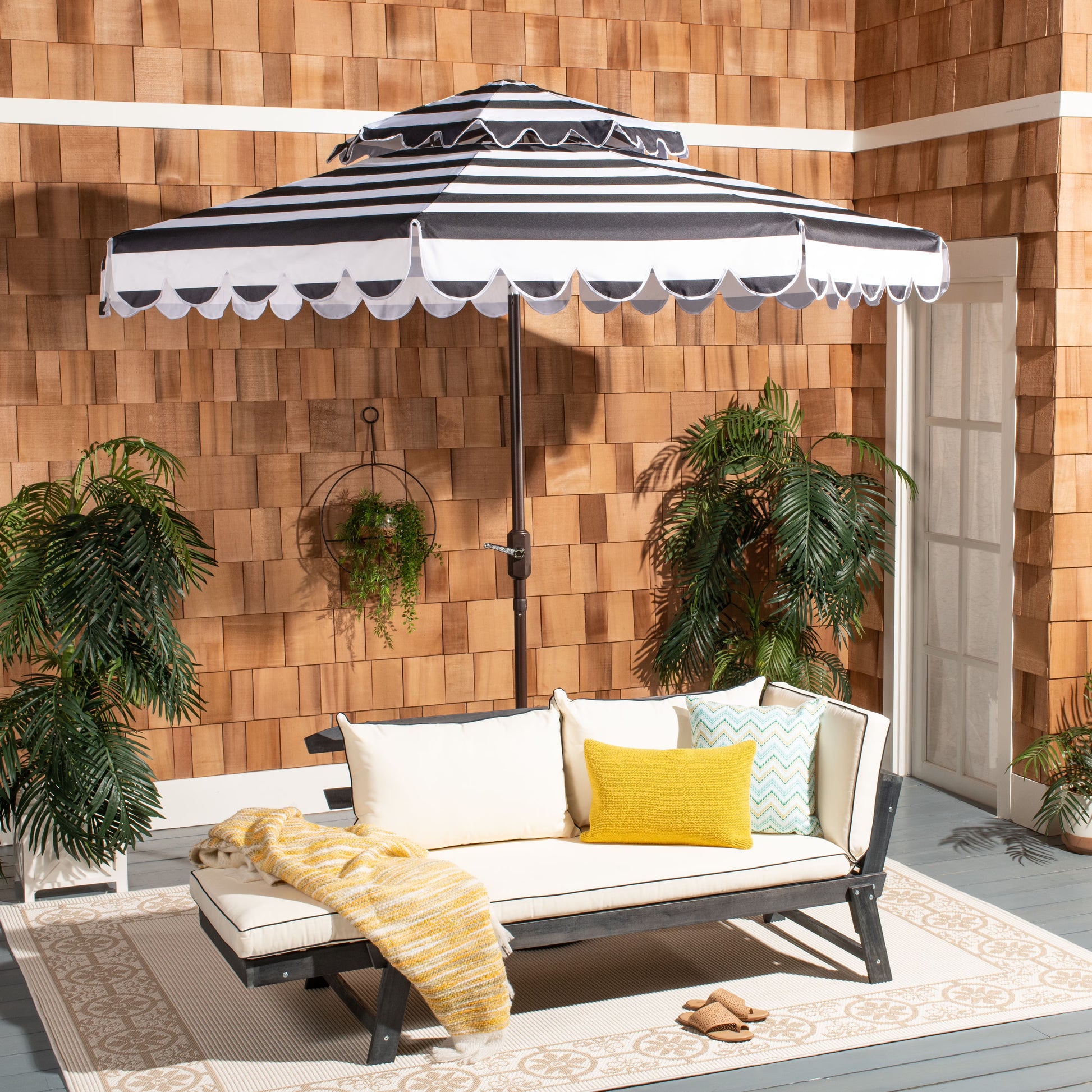 Safavieh Vienna 9' Market Crank Double Top Patio Umbrella, Grey/White