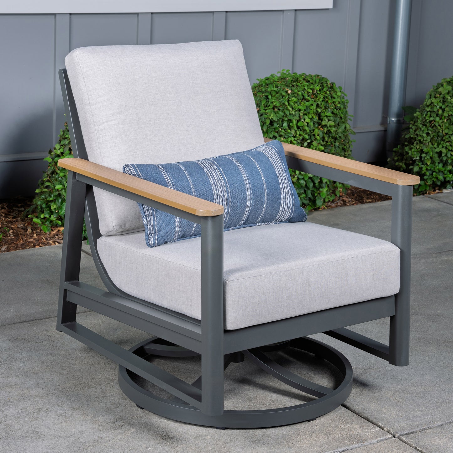 SunVilla Sara 5-piece Outdoor Patio Seating Set